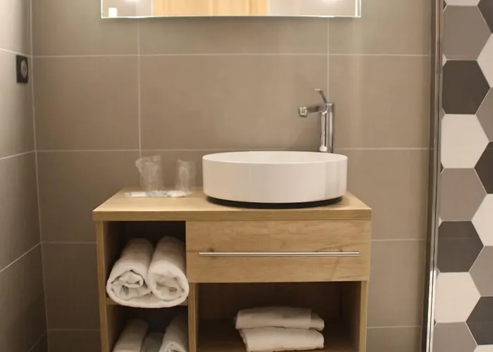 מלון Saint Vincent ליון