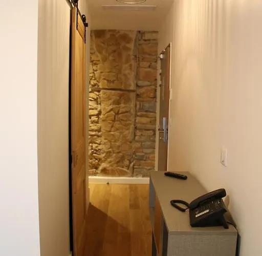 מלון Saint Vincent 3*