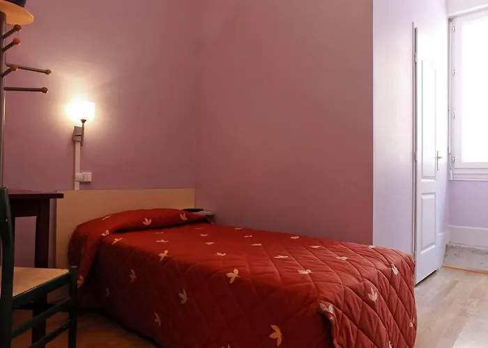 Saint Vincent 3* ליון