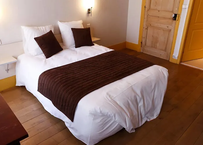 Saint Vincent מלון 3*