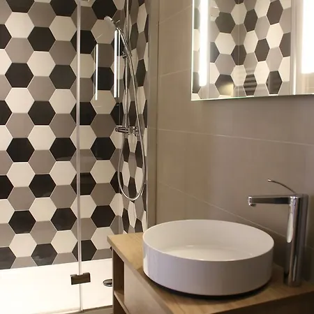 Saint Vincent Hotel 3*